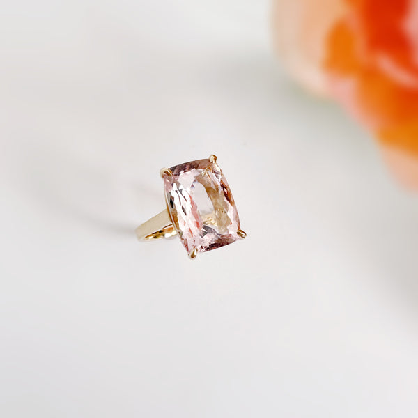 k18 morganite 5.03ct ring