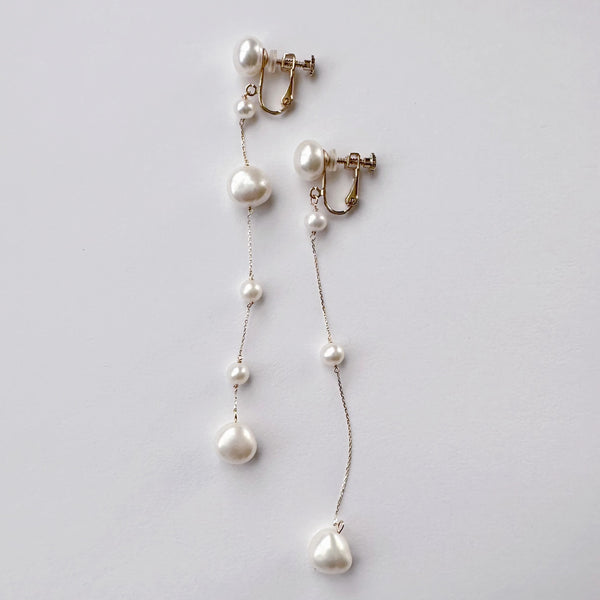 No.4 asymmetry  station pearl long weddingピアス  イヤリング - hikari pearl.