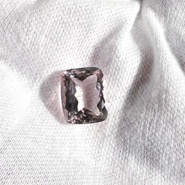 k18 morganite 5.03ct ring
