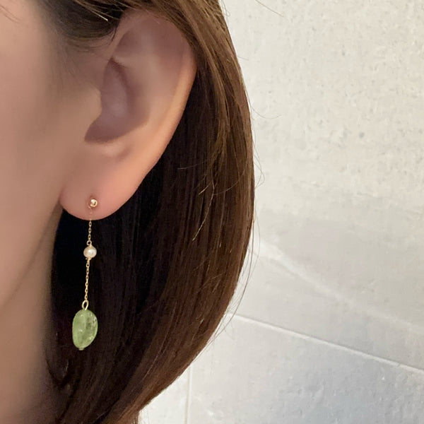 k10/k18 peridot  pearl station charm ピアス イヤリング