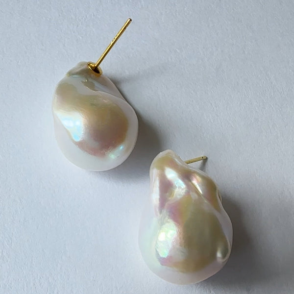 Baroque  pearl oyster  stud ピアス イヤリング