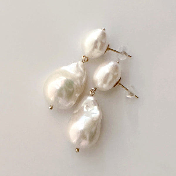 egg×oyster baroque  pearl weddingピアス イヤリング - hikari pearl.