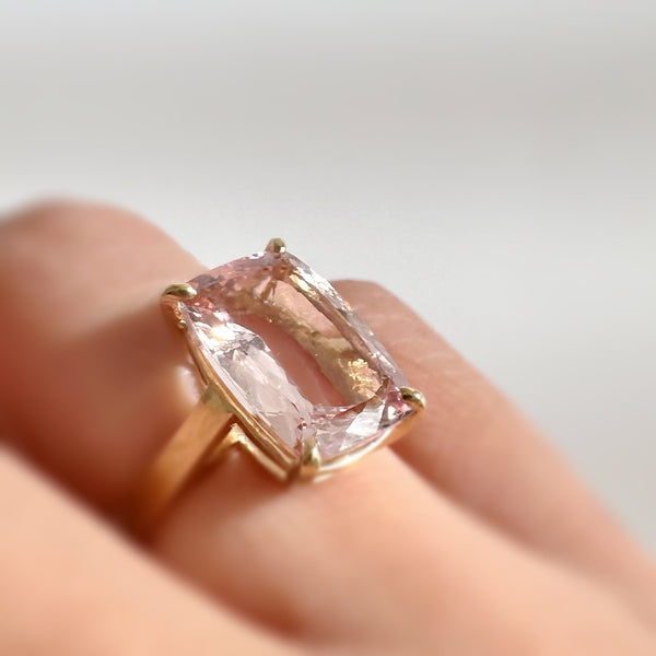 k18 morganite 5.03ct ring