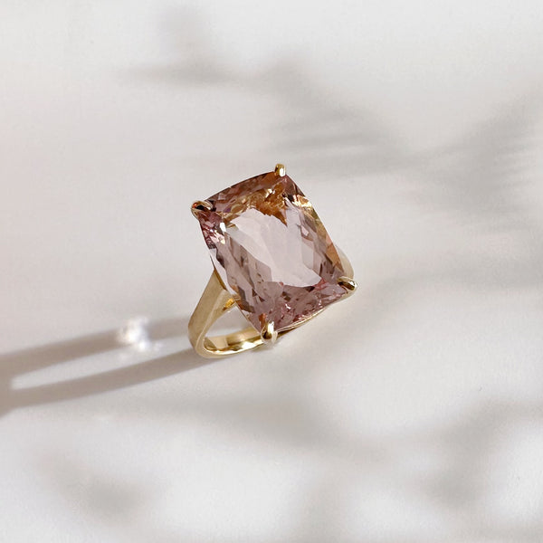 k18 morganite 5.03ct ring