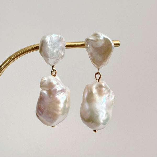 petal× oyster baroque weddingピアス  イヤリング - hikari pearl.
