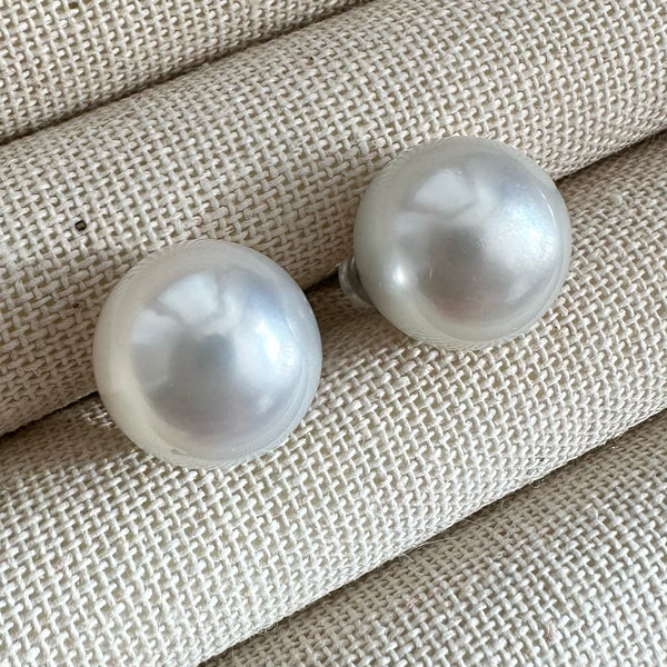 One-of-a-kind 14k white gold South Sea pearl earrings, 13.99mm