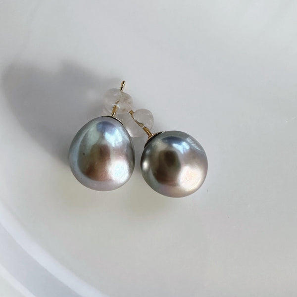 gray kobore  pearl nudeピアス イヤリング - hikari pearl.