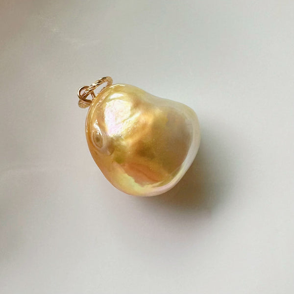 一点もの South Sea pearl goldgradation pendanttop ネックレス