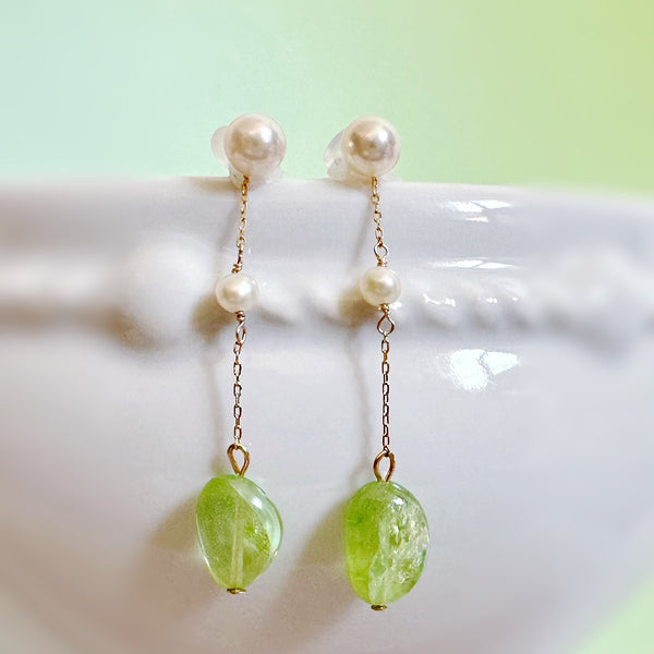 k10/k18 peridot  pearl station charm ピアス イヤリング