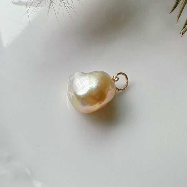 一点もの South Sea pearl goldgradation pendanttop ネックレス