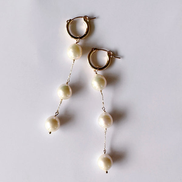 k10 chain drop  3 pearl  hoop waddingピアス イヤリング