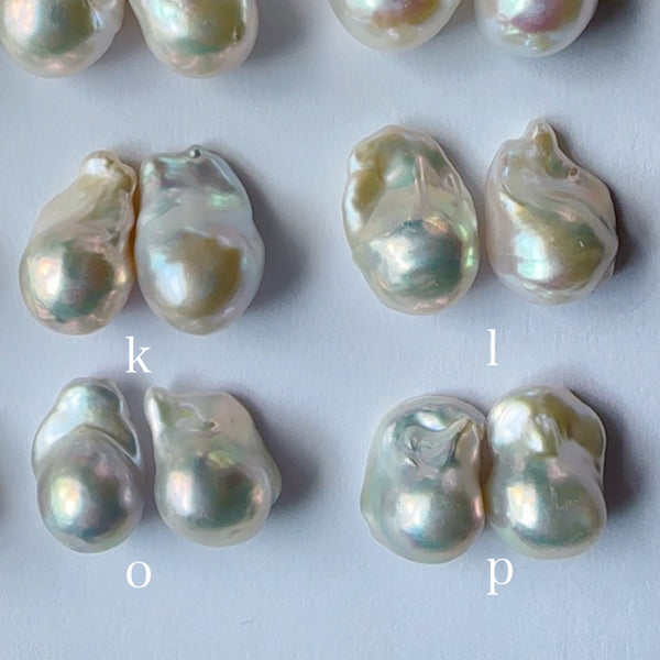 Baroque  pearl oyster  stud ピアス イヤリング