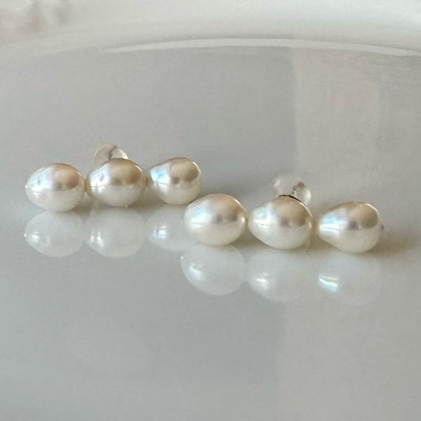3 pearl teardrop ピアス イヤリング - hikari pearl.
