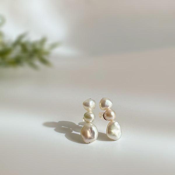 nuance  pearl 3 line  ピアス イヤリング white