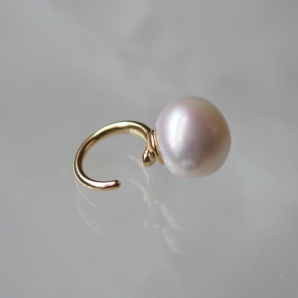 Baroque Fresh water white イヤーカフ - hikari pearl.