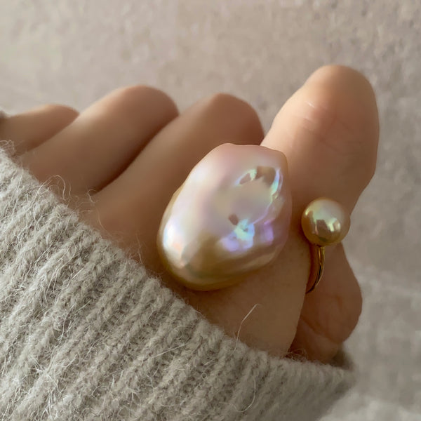 一点もの natural color baroque double  pearl ring - hikari pearl.