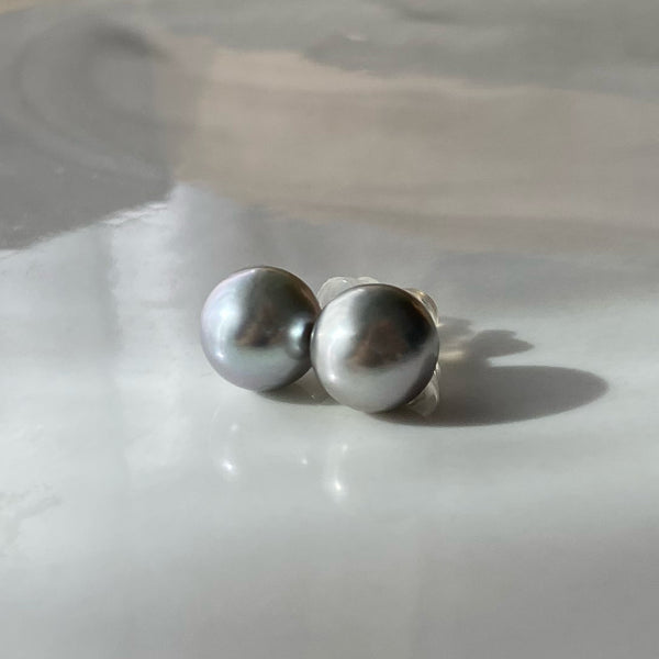 一点もの tahiti   pearl gray nudeピアス  - hikari pearl.