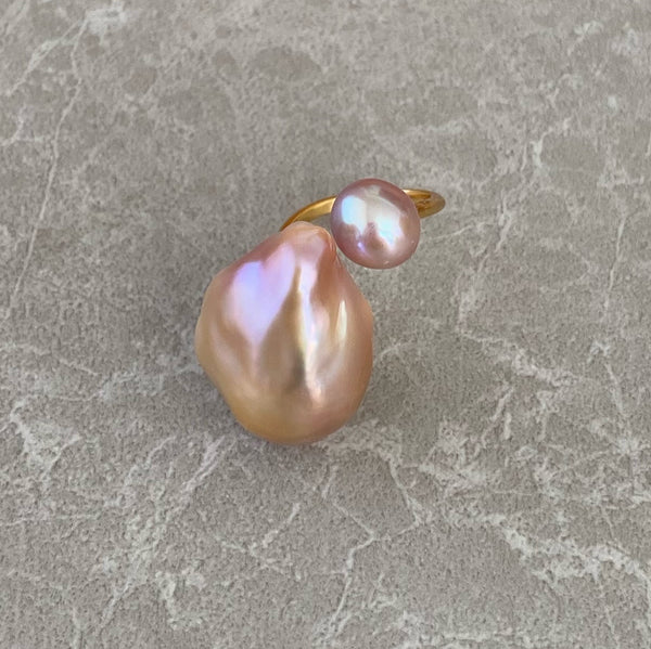 一点もの natural color baroque double  pearl ring - hikari pearl.