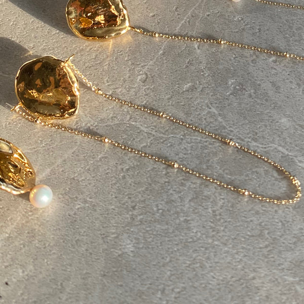petal dot chain balançoire ピアス イヤリング - hikari pearl.