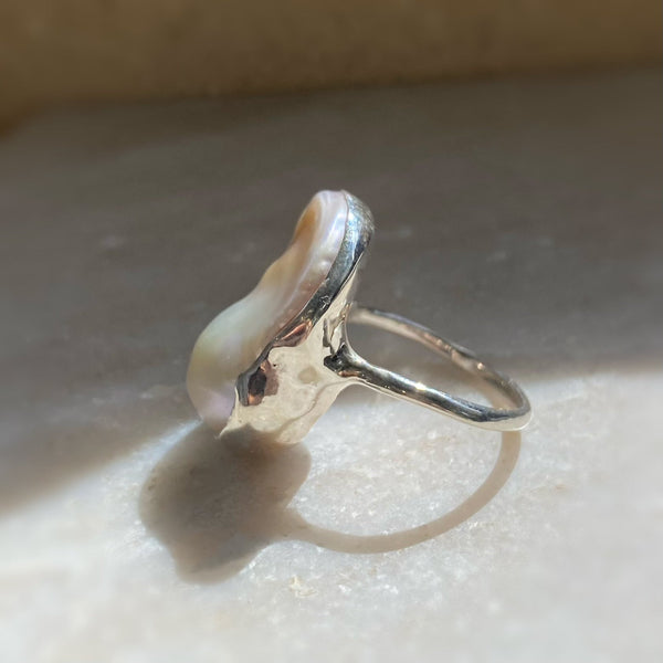 一点もの oyster baroque ring No.1 - hikari pearl.