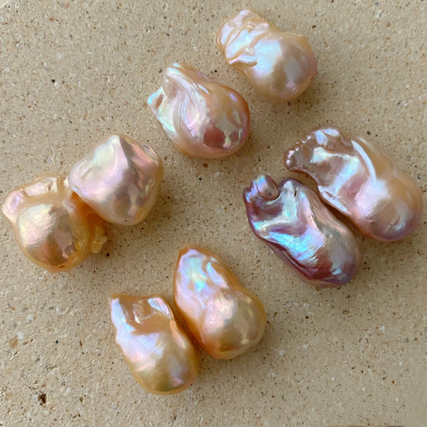egg natural oyster baroque weddingピアス イヤリング - hikari pearl.