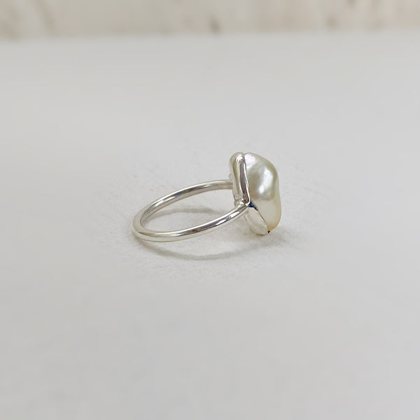 一点もの south sea keshi pearl ring No.25 - hikari pearl.