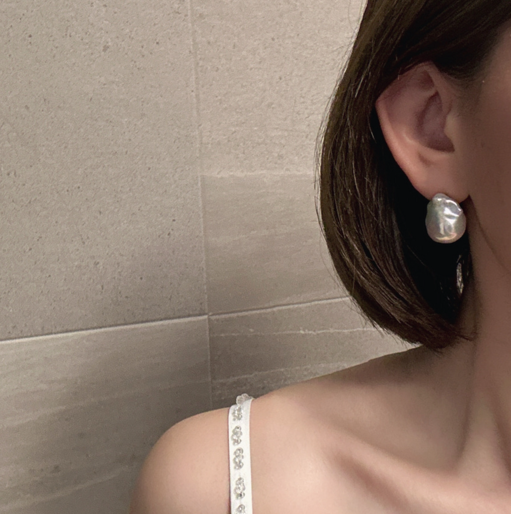 "Éclat Luxe エクラリュクス" ルースバロックパール　ピアス・イヤリング - hikari pearl.