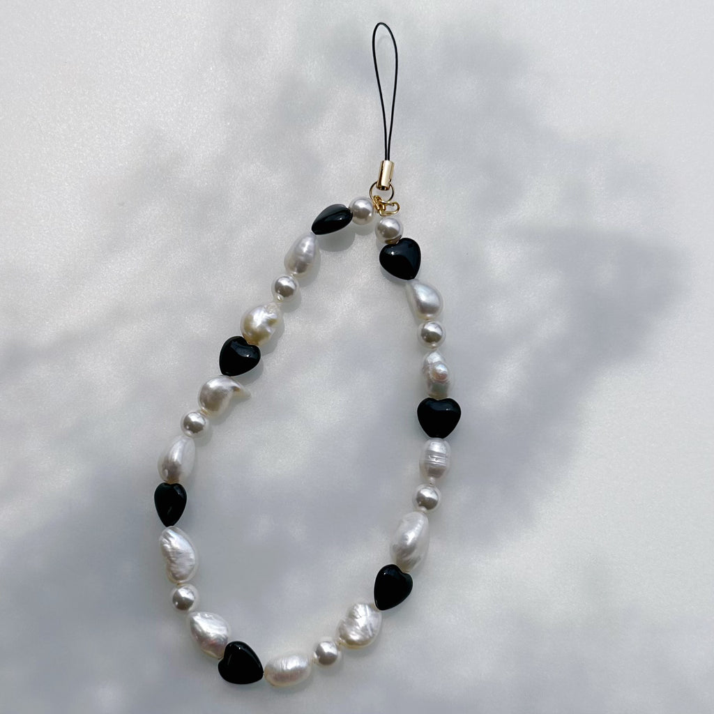 "anemone アネモネ" バロックパール　オニキス　スマホストラップ - hikari pearl.