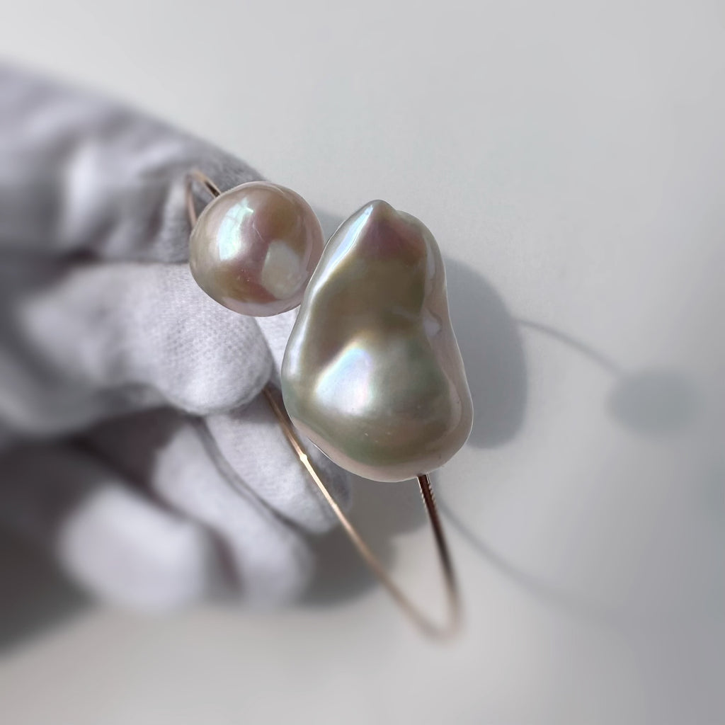 "Perle Baroque Bangle ペルル　バロック　バングル"  大粒バロックパール　パール　バングル - hikari pearl.
