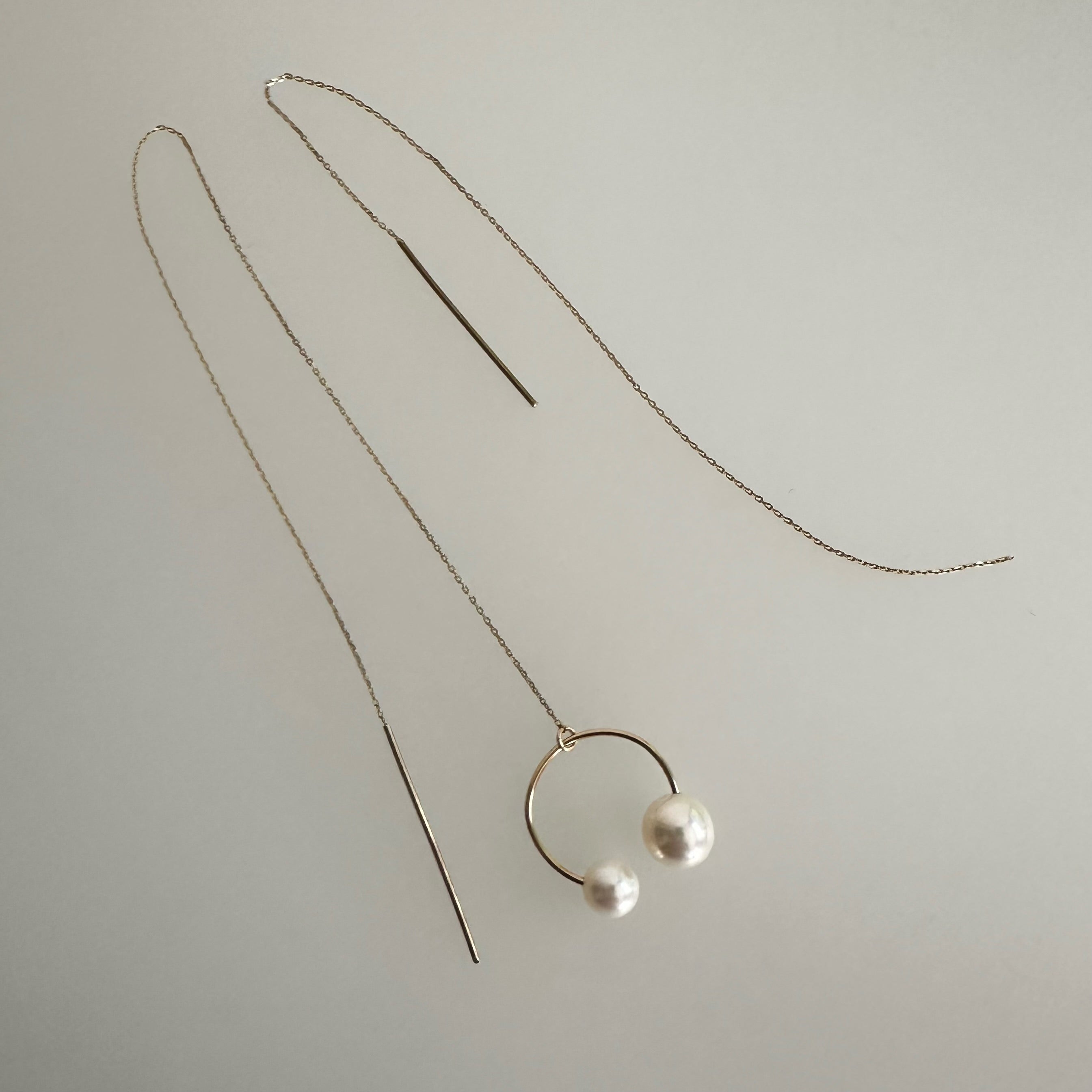 "peace lily ピースリリー"   アシンメトリー　ピアス wedding - hikari pearl.