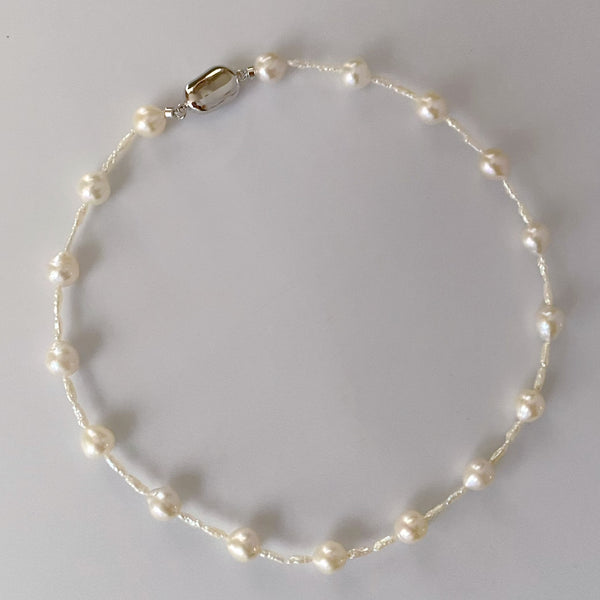 Pearl Station Necklace 8mm