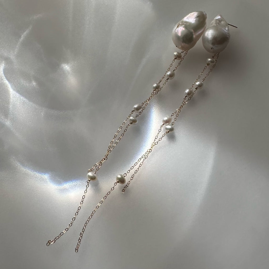 "lisianthus リシアンサス" バロックパール　ロングピアス　イヤリング　wedding baroque - hikari pearl.