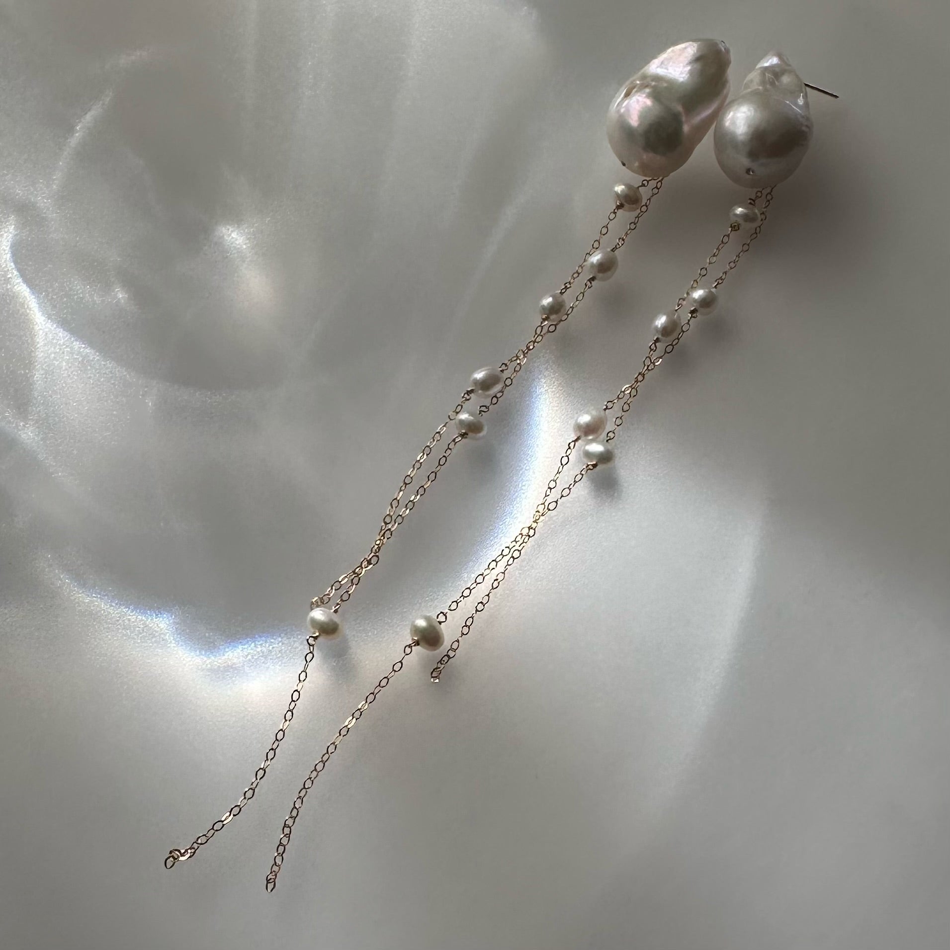 "lisianthus リシアンサス" バロックパール　ロングピアス　イヤリング　wedding baroque - hikari pearl.