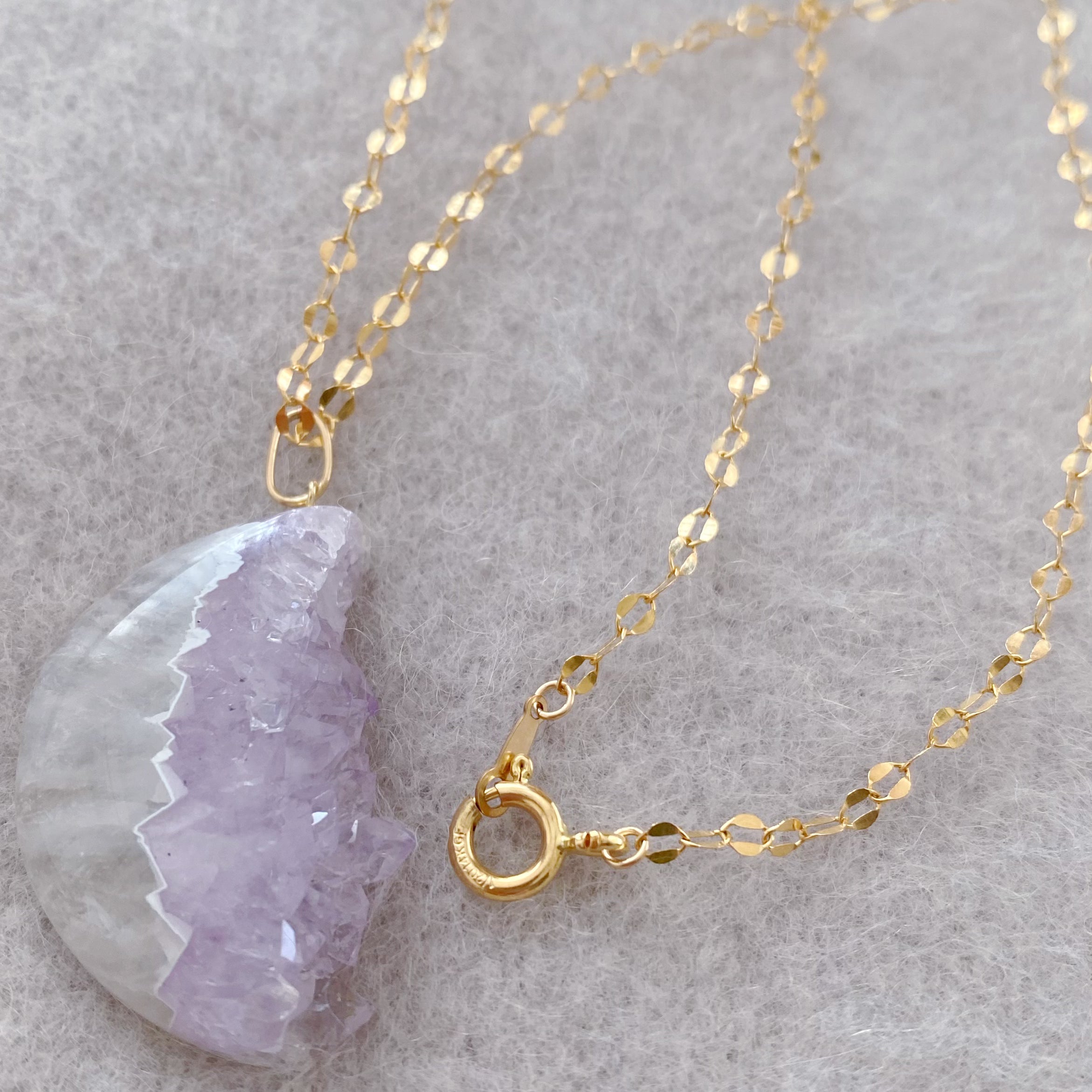一点もの　amethyst agate half moon necklace