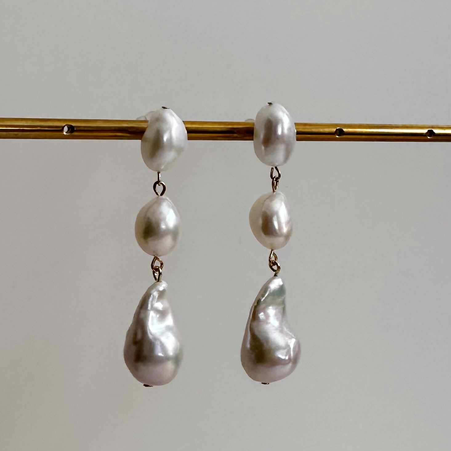 "madonna lily マドンナリリー"     ピアス　イヤリング　wedding oyster baroque  pearl - hikari pearl.