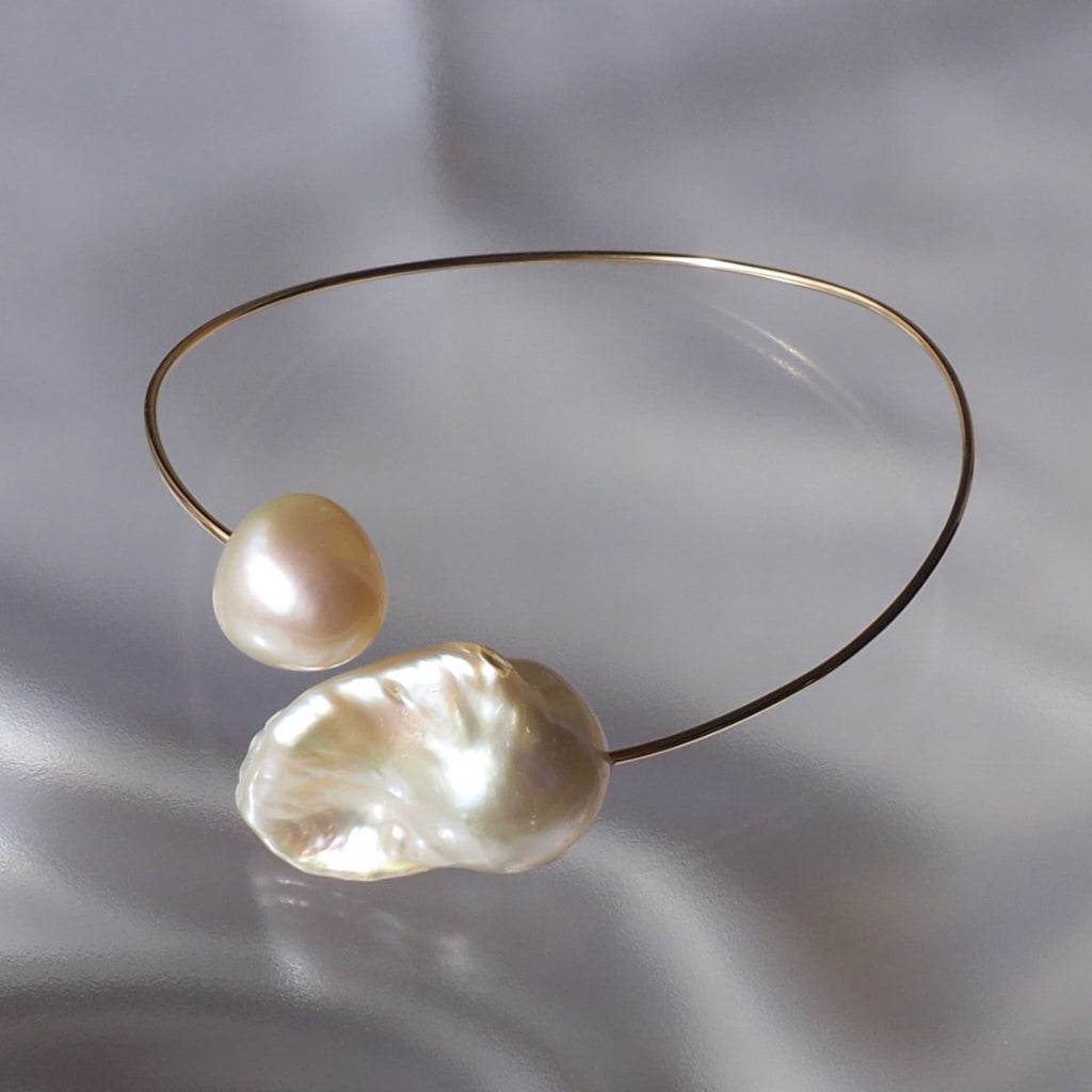 "Perle Baroque Bangle ペルル　バロック　バングル"  大粒バロックパール　パール　バングル - hikari pearl.