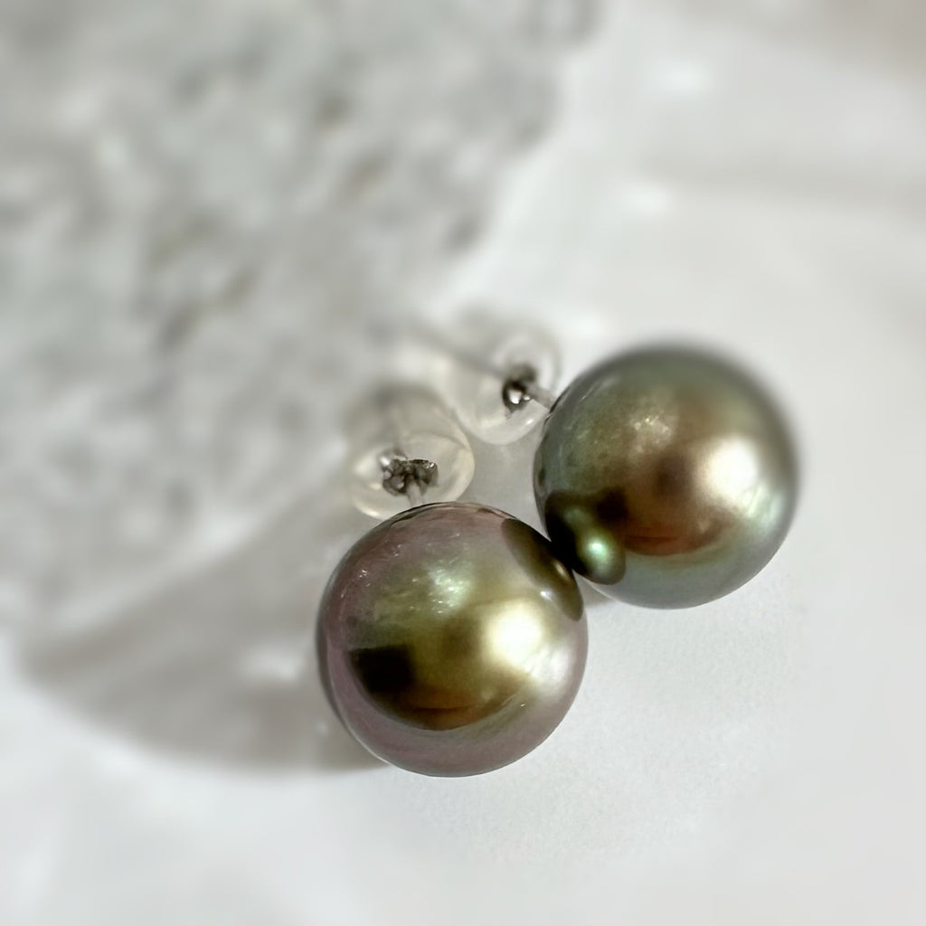 Tahiti   pearl brown color  nudeピアス　一点もの - hikari pearl.