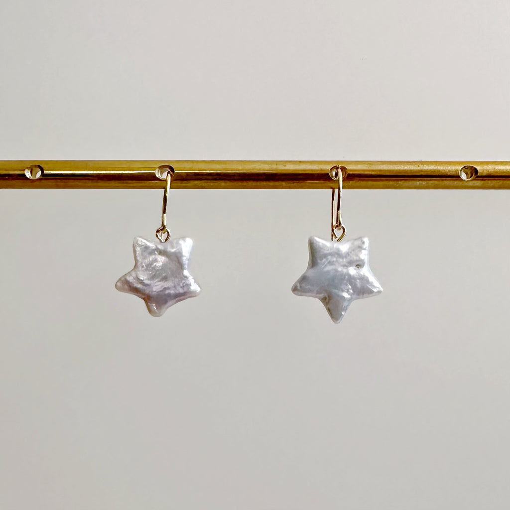 "Kikyo キキョウ" k18 星　スター　パール　ピアス - hikari pearl.