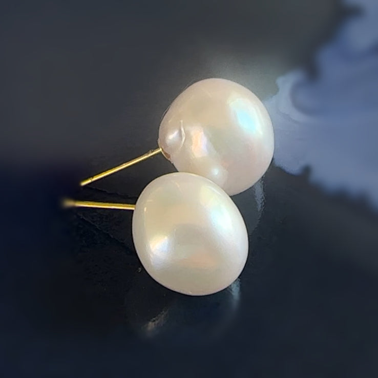 "Pearl Plump パール プランプ"  ピアス　イヤリング - hikari pearl.