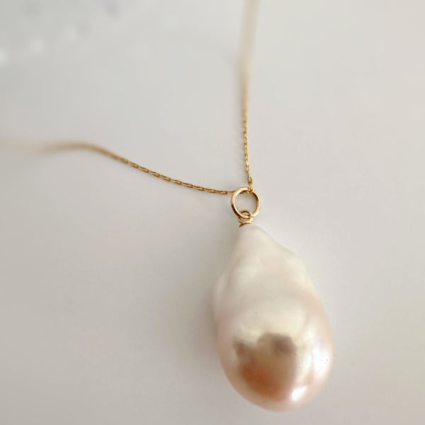 One-of-a-kind k10 baroque pearl pendant top