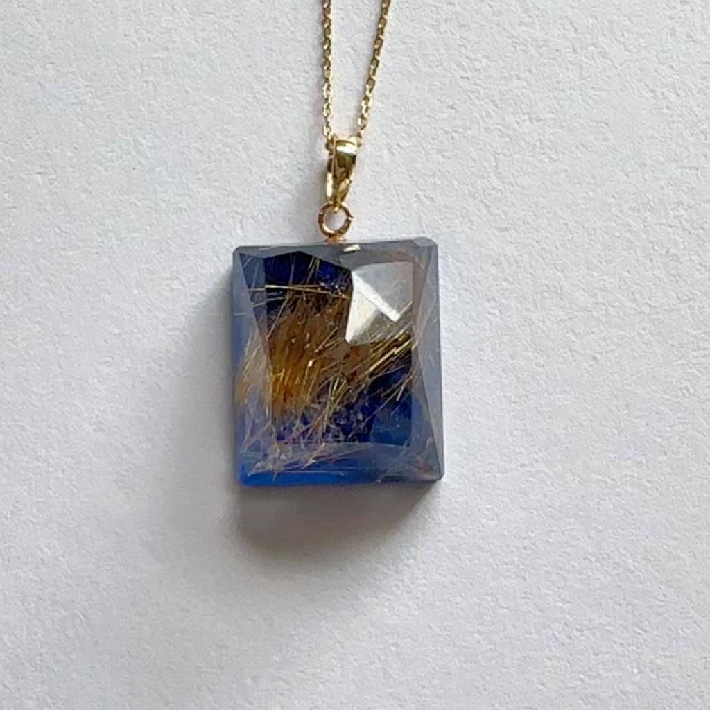 "Notte Stellata ノッテ・ステッラータ" ラピスラズリ　ルチルクォーツ　ペンダントトップ　ネックレス　一点もの - hikari pearl.