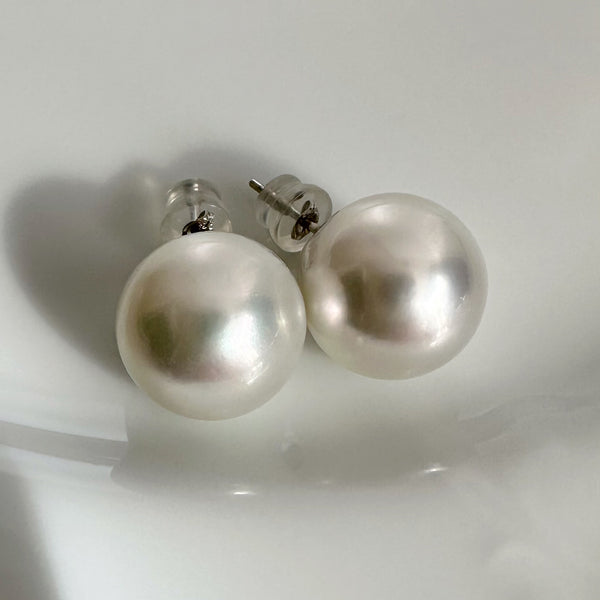 One-of-a-kind 14k white gold South Sea pearl earrings, 13.99mm
