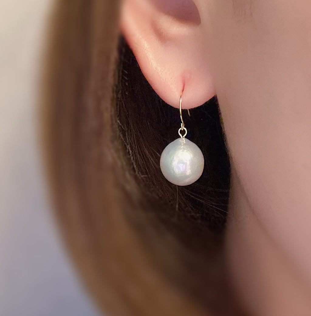 "Luxe Dropリュクス・ドロップ"
　ティアドロップパール　ピアス　イヤリング