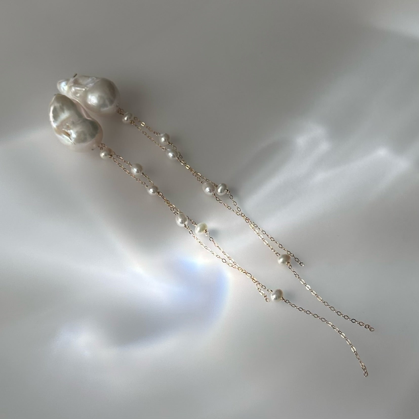 "lisianthus リシアンサス" バロックパール　ロングピアス　イヤリング　wedding baroque - hikari pearl.