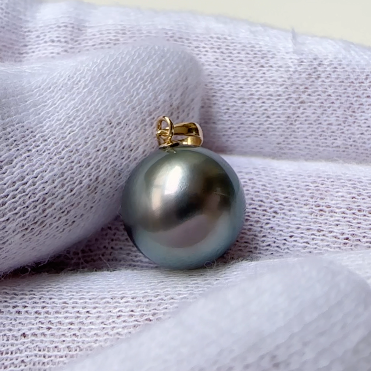 "christmas rose クリスマスローズ" Tahiti   pearl ペンダントトップ - hikari pearl.