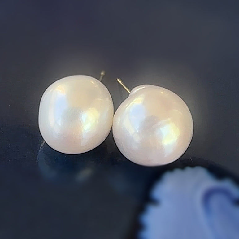 "Pearl Plump パール プランプ"  ピアス　イヤリング - hikari pearl.