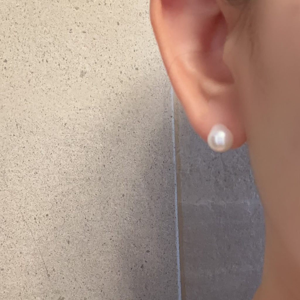 "lily リリー"  ステーションパール　ピアス　イヤリング - hikari pearl.