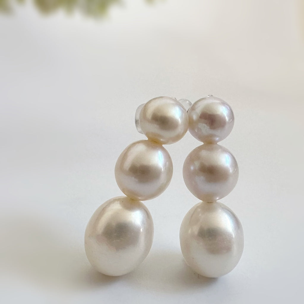 一点もの　3 egg  pearl  ピアス - hikari pearl.