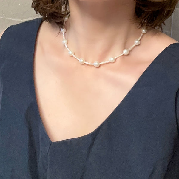 Pearl Station Necklace 8mm