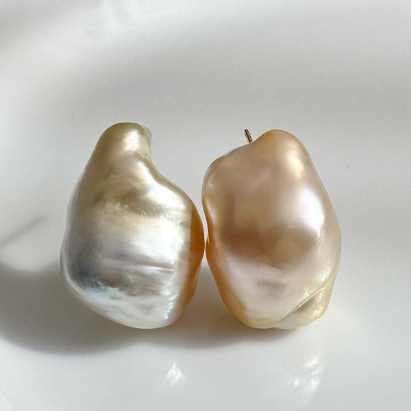 一点もの　k18 South Sea pearl gold gradation